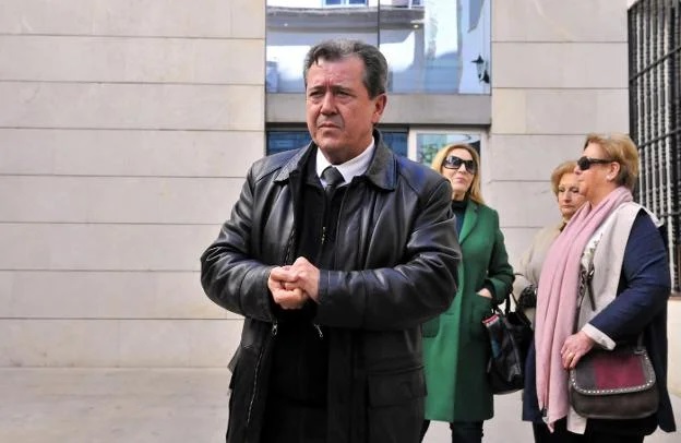 Imagen de Confirmada la Condena al Exalcalde de Linares Juan Fernández por Malversación: 3 Años de Prisión